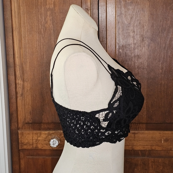 Free People Black Adella Crochet Bralette Black Lace Large - Picture 4 of 13